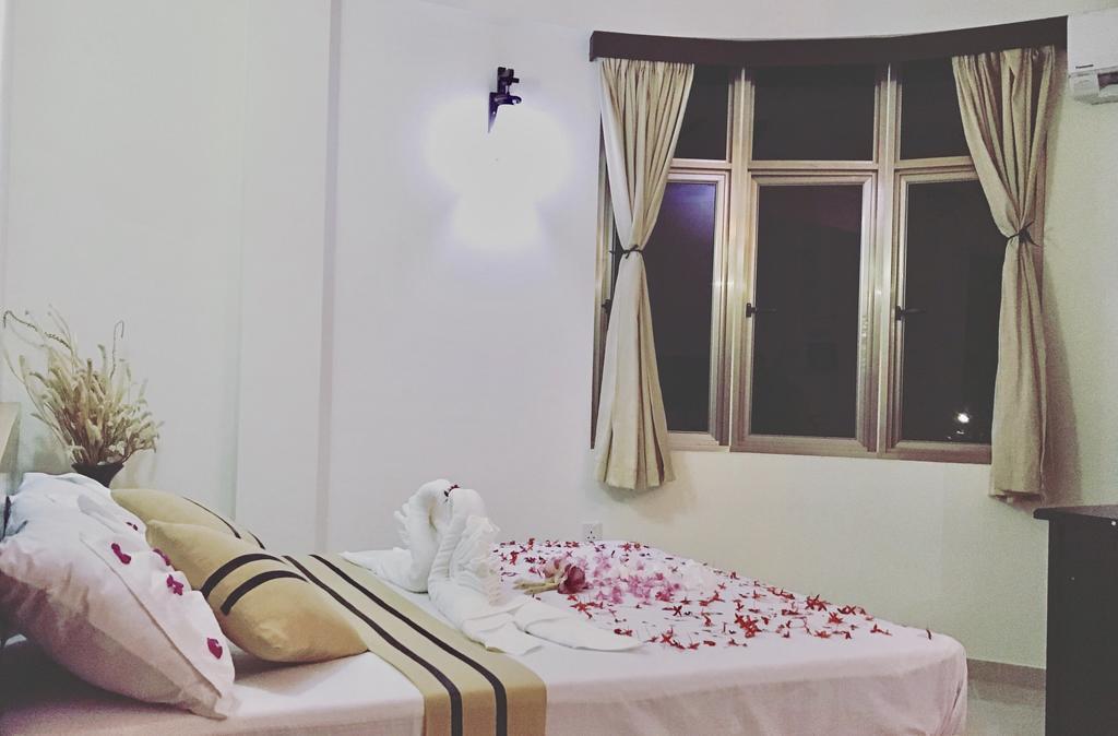 Smera Grand Maamigili Island Ngoại thất bức ảnh